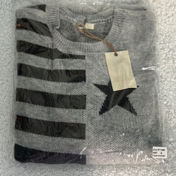 NWT EASEL SWEATER - Picture 9 of 10